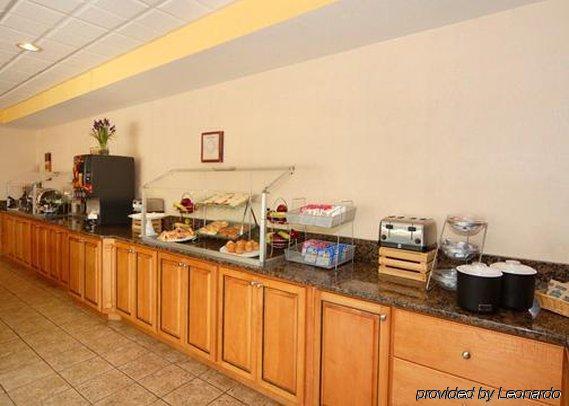 Hotel Wingate By Wyndham Athens Ga Restaurant photo