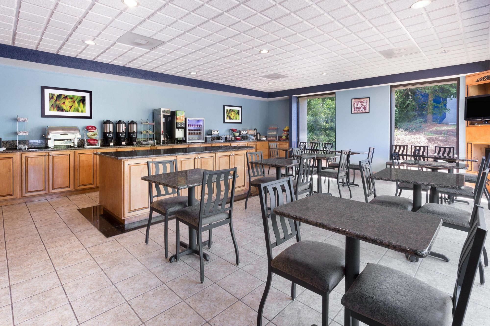 Hotel Wingate By Wyndham Athens Ga Extérieur photo